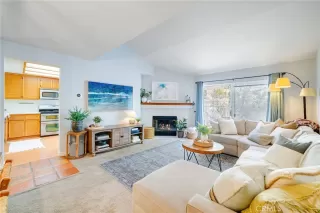 Photo #6: OC24098131 Listing 