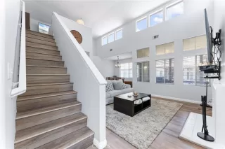 Photo #4: OC24098385 Listing 