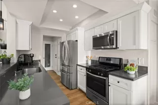 Photo #3: OC24098645 Listing