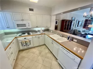 Photo #2: OC24098744 Listing 