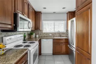 Photo #6: OC24099276 Listing 