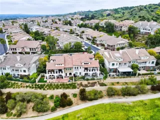 Photo #1: OC24099556 Listing 