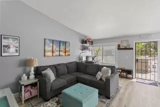 Photo #4: OC24099580 Listing 