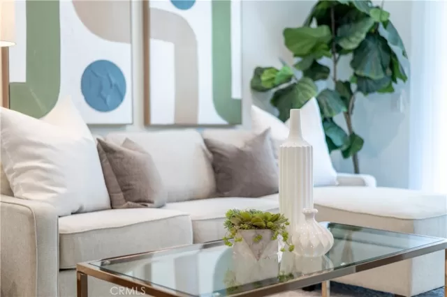 MLS: OC24099661 Condo For Sale