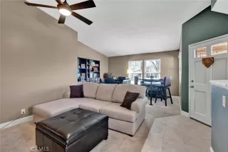 Photo #6: OC24099668 Listing 