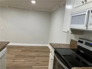 Photo #4: OC24100379 Listing