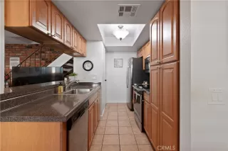 Photo #3: OC24100743 Listing