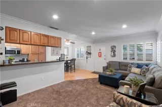 Photo #4: OC24100743 Listing