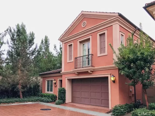 MLS: OC24100868 Condo For Sale