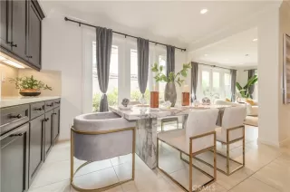 Photo #5: OC24100868 Listing 