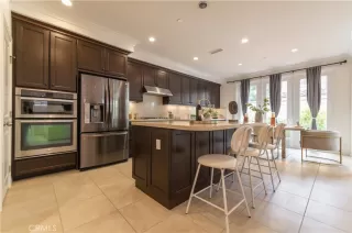 Photo #6: OC24100868 Listing 