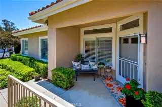 Photo #2: OC24100943 Listing