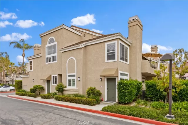 MLS: OC24100957 Condo For Sale