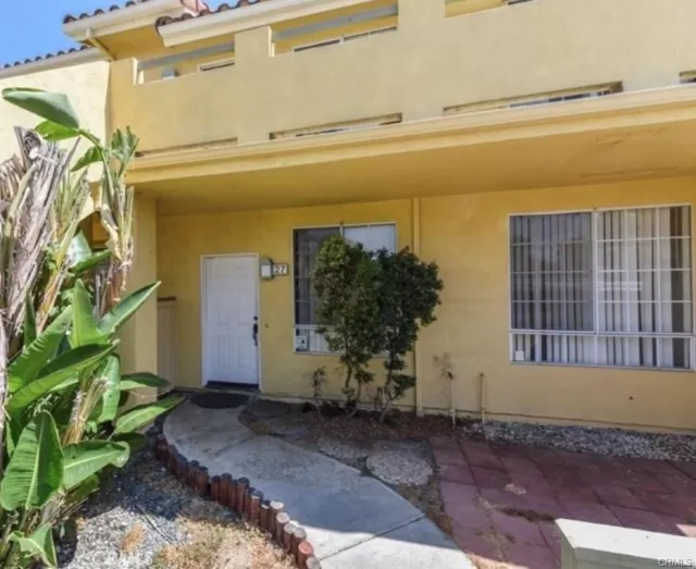 MLS: OC24101238 Condo For Sale