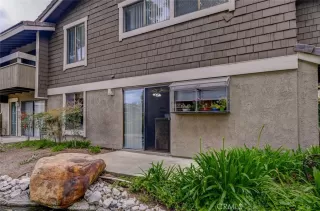 Photo #6: OC24101310 Listing 