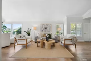 Photo #5: OC24101369 Listing 