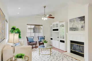 Photo #5: OC24101387 Listing 