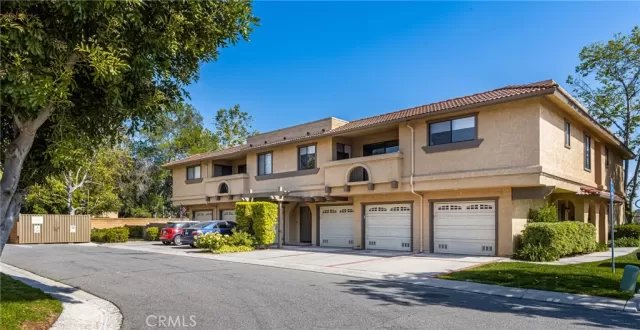 MLS: OC24101498 Condo For Sale