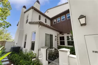 Photo #1: OC24101526 Listing 