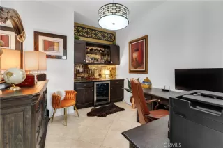 Photo #5: OC24101526 Listing 