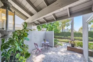 Photo #4: OC24101927 Listing 