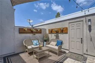 Photo #5: OC24101927 Listing 