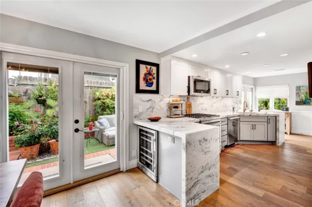 MLS: OC24101973 Condo For Sale