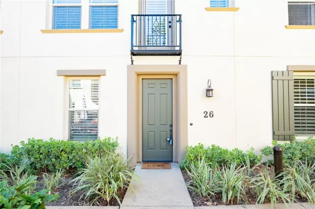 MLS: OC24102347 Condo For Sale