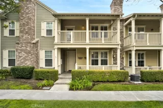 Photo #2: OC24102533 Listing