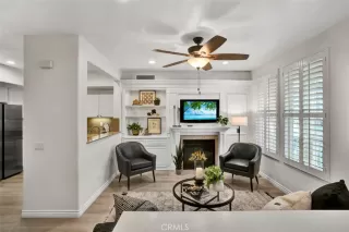 Photo #5: OC24102533 Listing