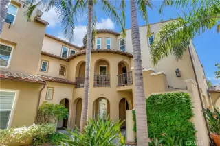 Photo #1: OC24102712 Listing 