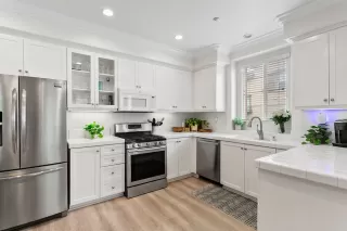 Photo #5: OC24102803 Listing 