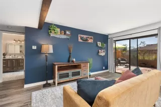 Photo #5: OC24103380 Listing 