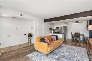 Photo #6: OC24103380 Listing 