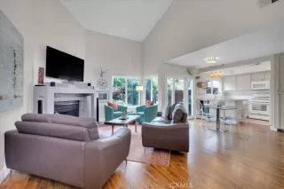 Photo #2: OC24103464 Listing