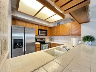 Photo #5: OC24104167 Listing 