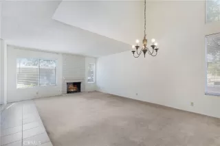 Photo #3: OC24104211 Listing 