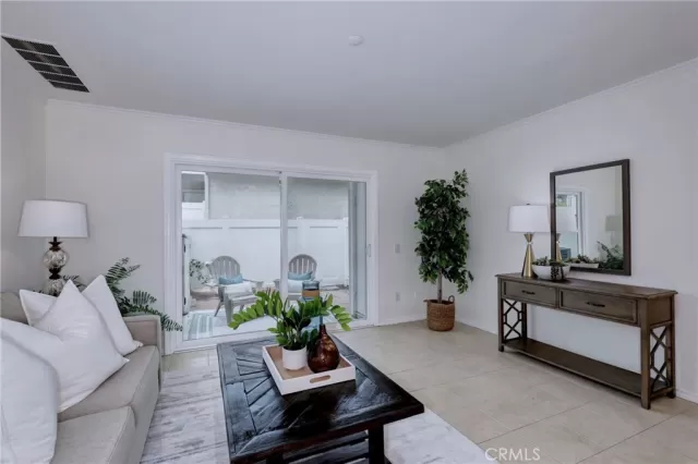 MLS: OC24104517 Condo For Sale