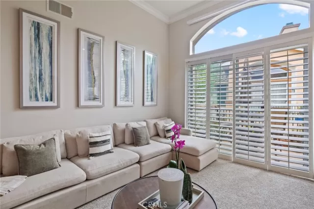 MLS: OC24104604 Condo For Sale