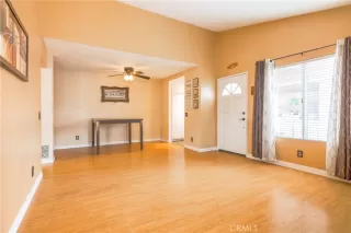 Photo #2: OC24104757 Listing 