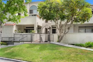 Photo #1: OC24104981 Listing 