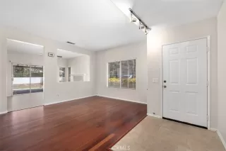 Photo #2: OC24105264 Listing 