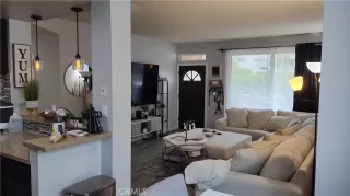 Photo #2: OC24105349 Listing 