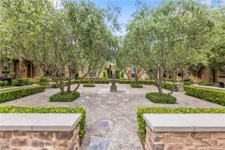 Photo #2: OC24105520 Listing 