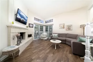 Photo #6: OC24105619 Listing 