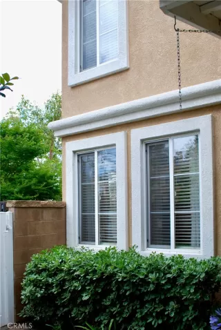 Photo #2: OC24106296 Listing 