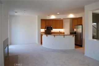 Photo #3: OC24106296 Listing 