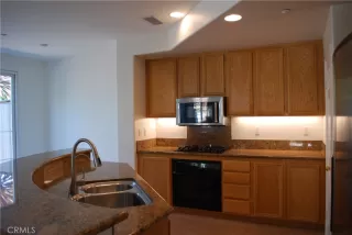 Photo #5: OC24106296 Listing 