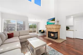 Photo #4: OC24106337 Listing 