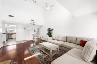 Photo #5: OC24106337 Listing 